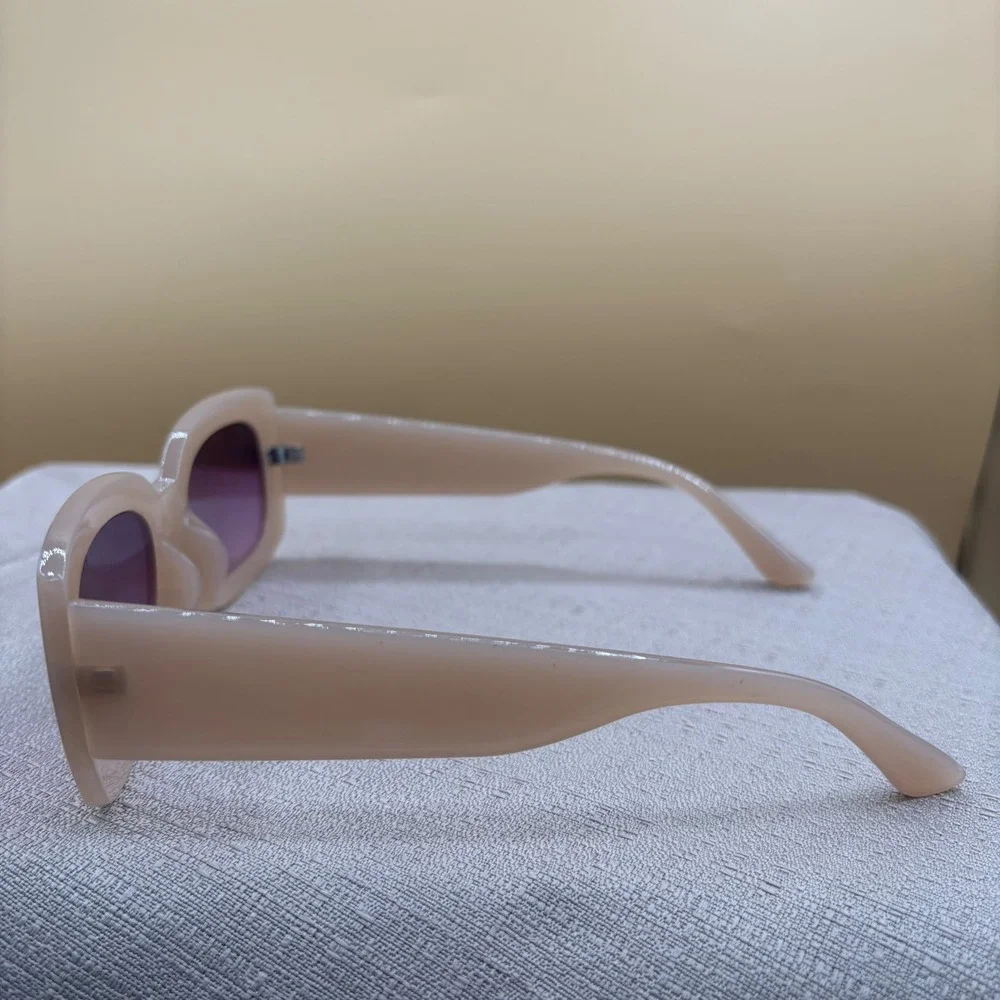 Anthropologie Sunglasses Women OS Cream Purple Excellent Retro 90s Y2K Chic